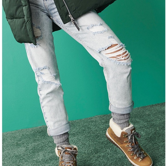 Cello (sold by Simons retro light blue distressed high waist boyfriend jeans NWT - Picture 1 of 6